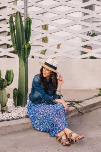 G0-To Summer Sandals Zappos Dansko Susie Style by Fashion Blogger Laura Lily,