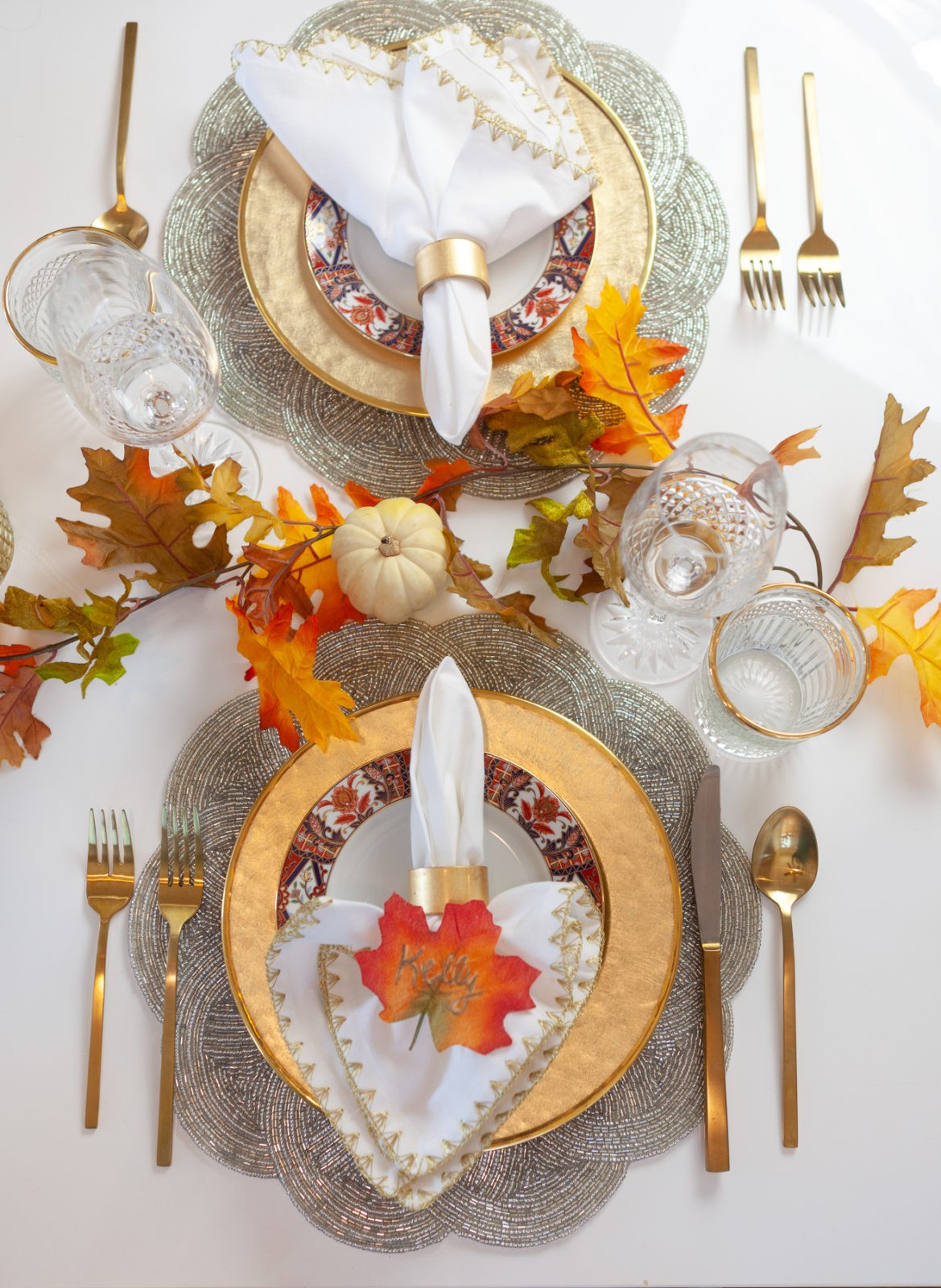 How to Create an Elegant Thanksgiving Table Setting by Home Decor
